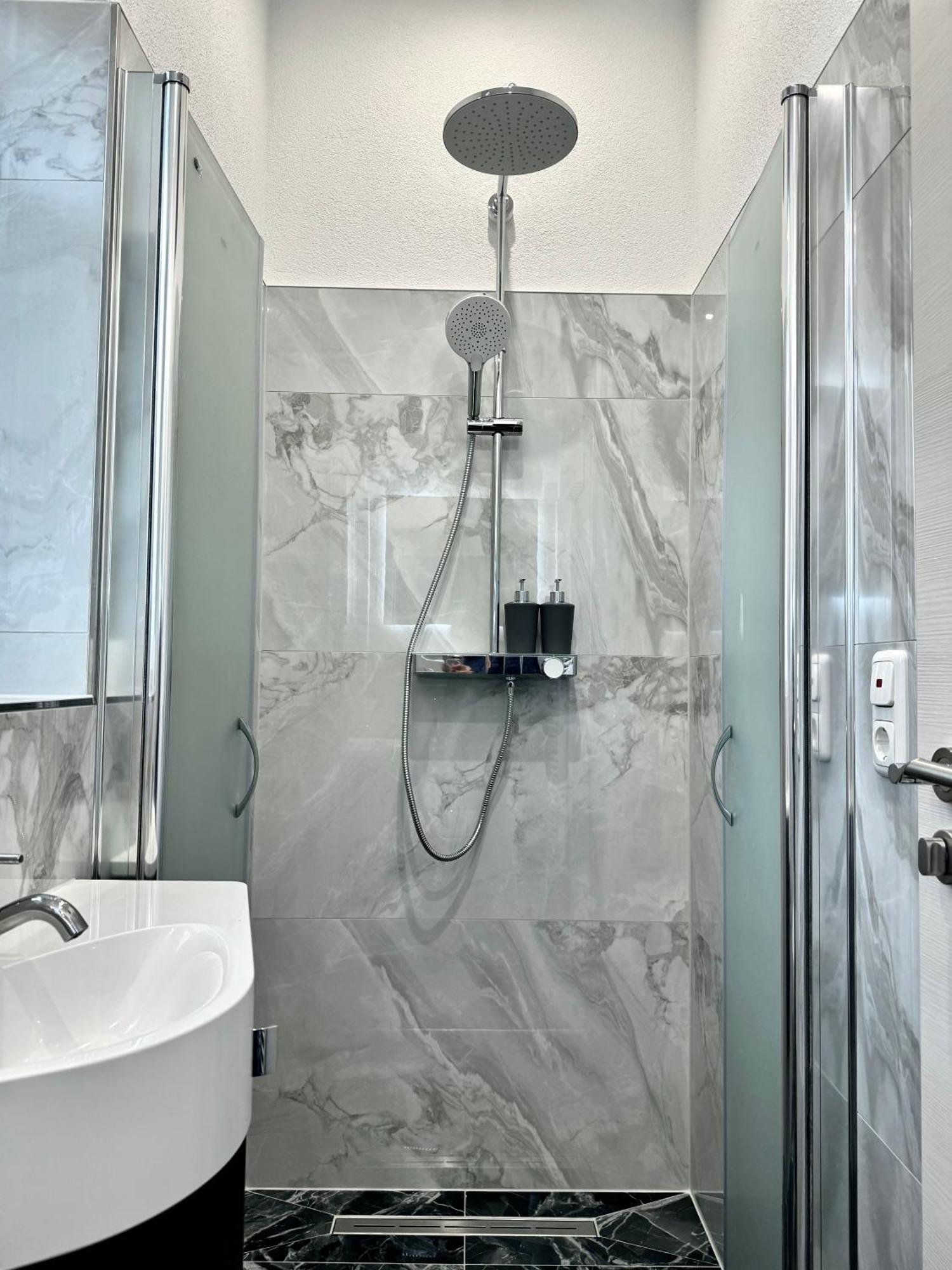 Micro Apartment Leipzig 2 ภายนอก รูปภาพ